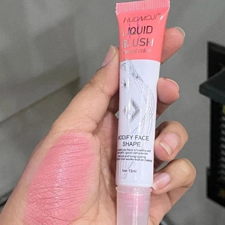 Liquid blush tube makes your cheeks glowy - Image 7
